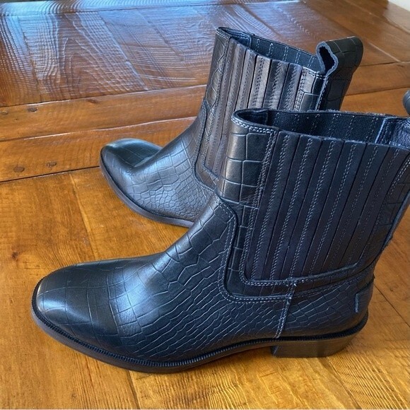 NEW Vintage Foundry Co. Main Croc Embossed Black Leather Ankle Boot Size 7.5 - Picture 8 of 16